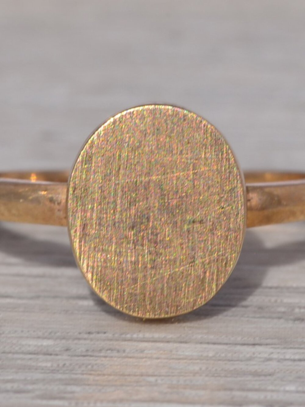 Vintage Oval Signet Ring in Yellow Gold